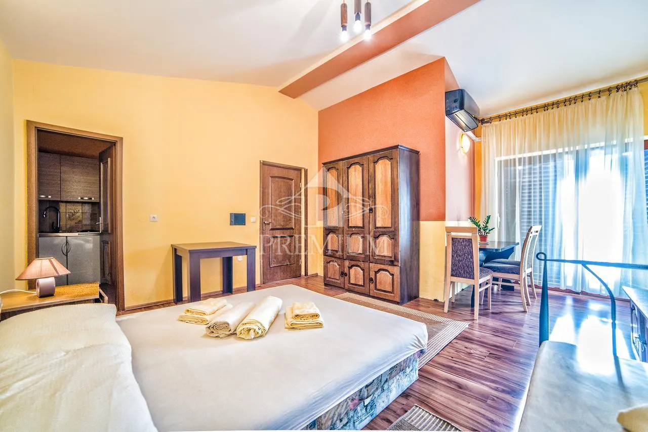 samostojeća apartmanska kuća sa prekrasnim pogledom - slika 32