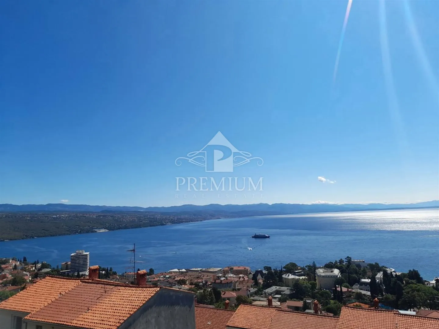 STAN 54,69 m2, PARKING, BLIZINA MORA I CENTRA - Opatija