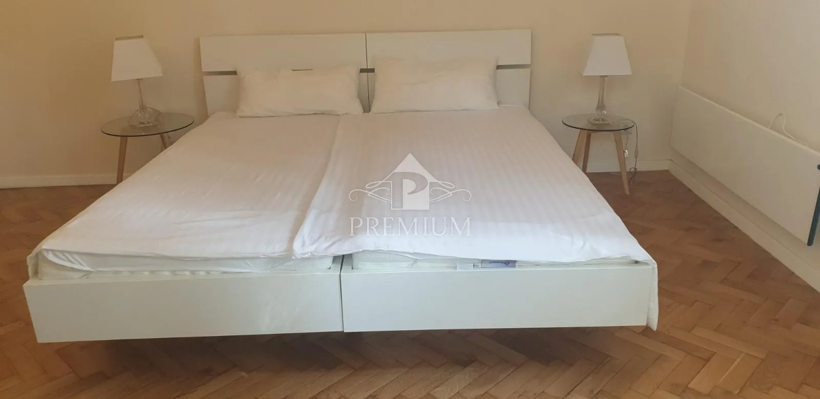 novouređeni stan u opatijskoj vili, 118 m2, prvi red - slika 26