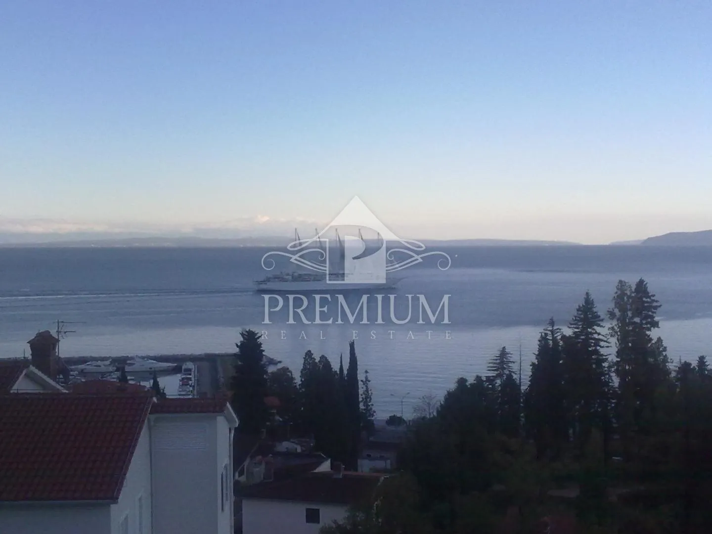 ičići - vila sa 7 stambenih jedinica, blizina mora - slika 35