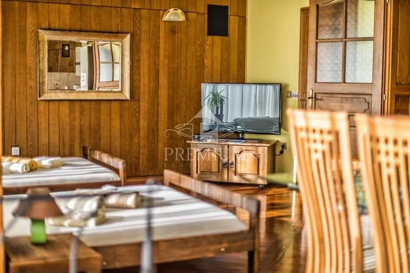 samostojeća apartmanska kuća sa prekrasnim pogledom - slika 19