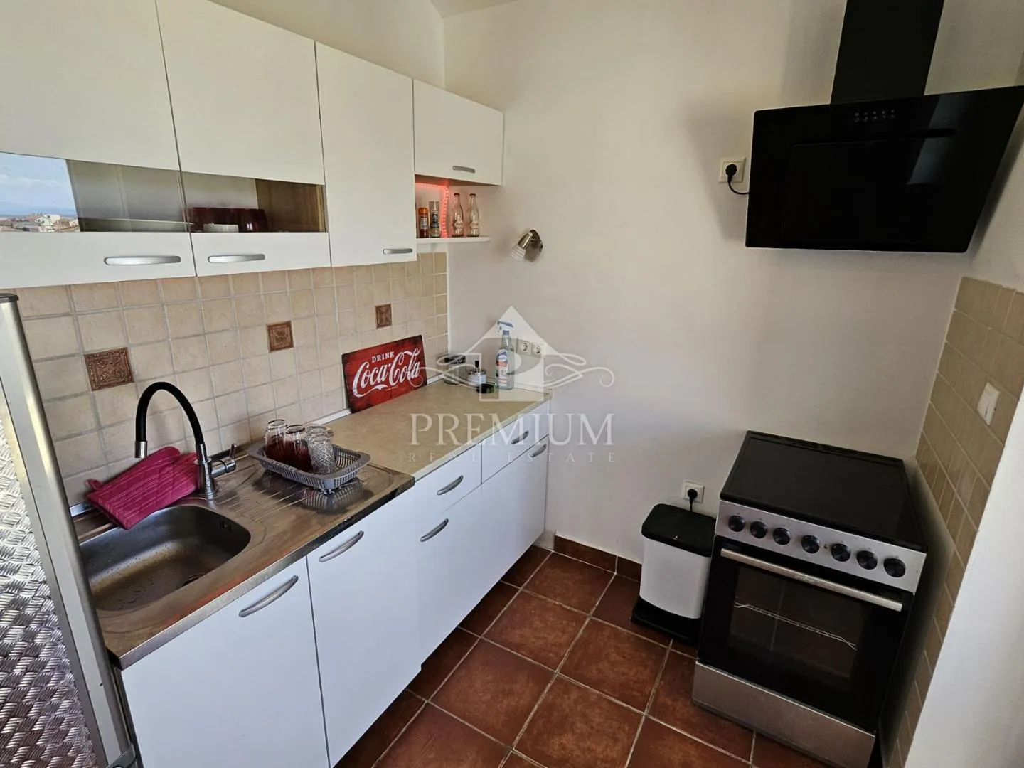 moderan stan 79,15 m2, panoramski pogled, parking - slika 15