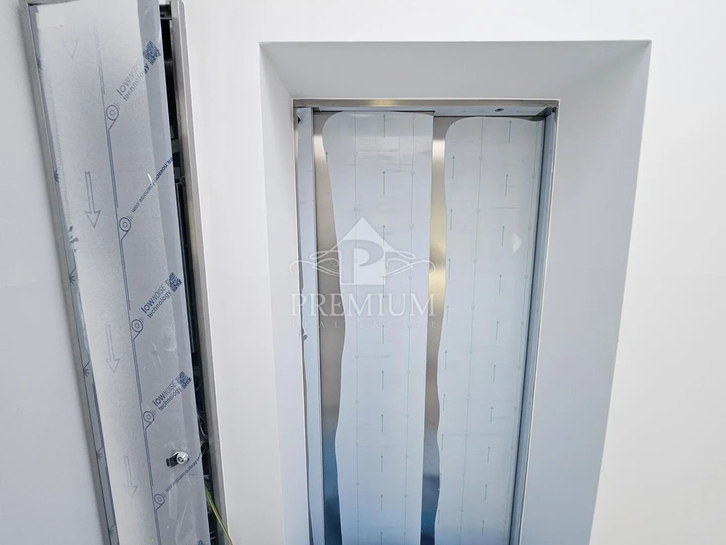 stan u novogradnji, garaža, lift, pogled - slika 22