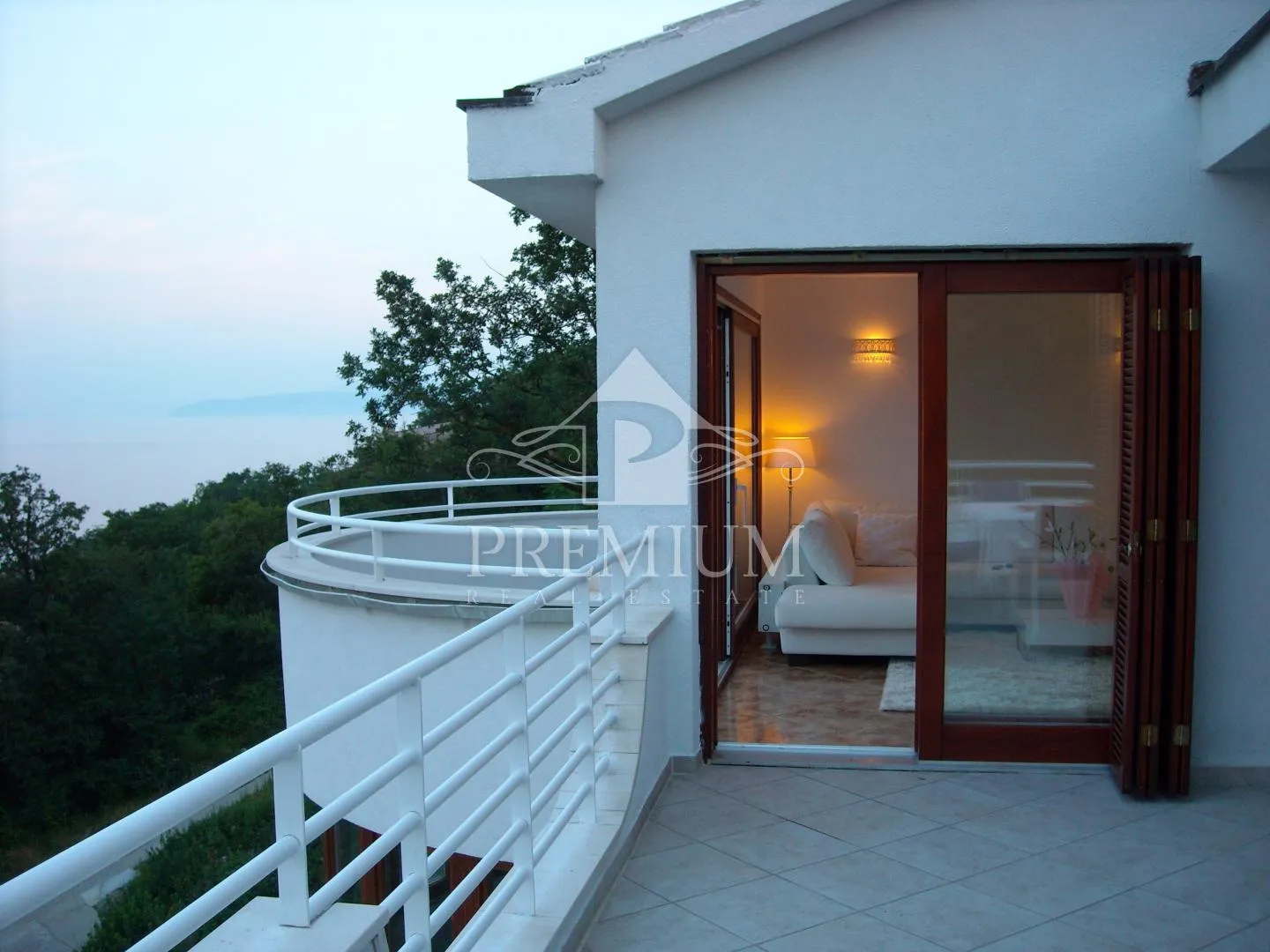 atraktivna vila na jedinstvenoj lokaciji, 614 m2 - slika 21