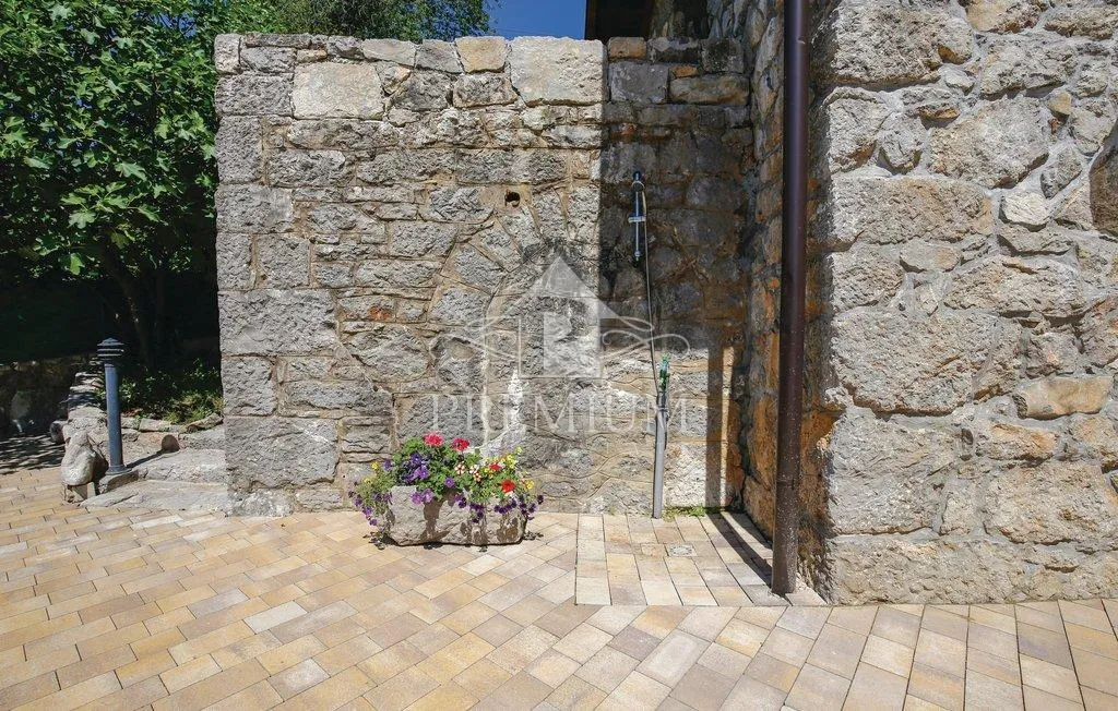 kuća s bazenom, pogled more - slika 40