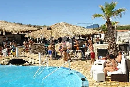 zemljište na vrlo atraktivnoj lokaciji, zrće - novalja - slika 3