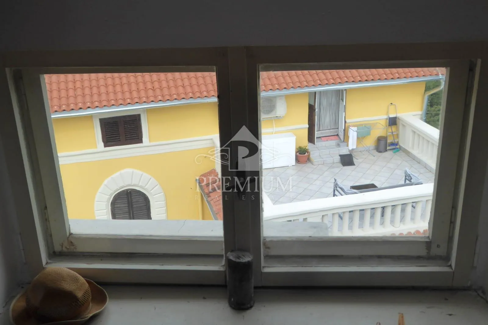 stan u opatijskoj vili blizu šetnice, centar - slika 34