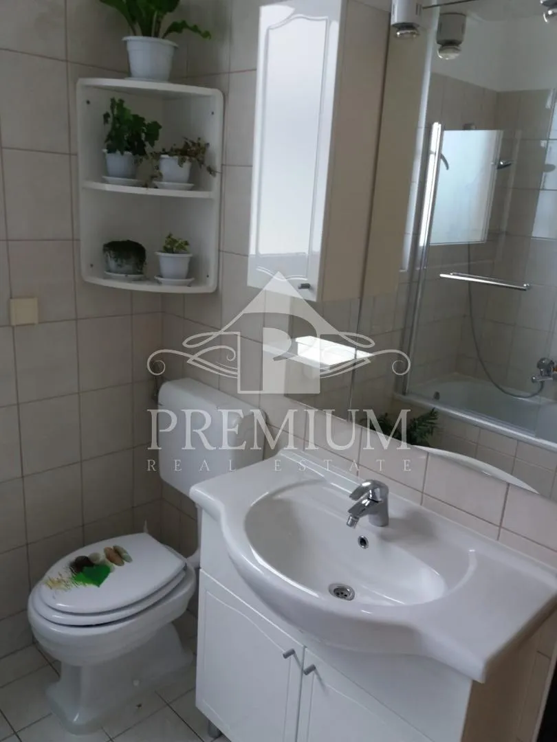 stan na dobroj lokaciji, 2s + db, parking, balkon, terasa - slika 20