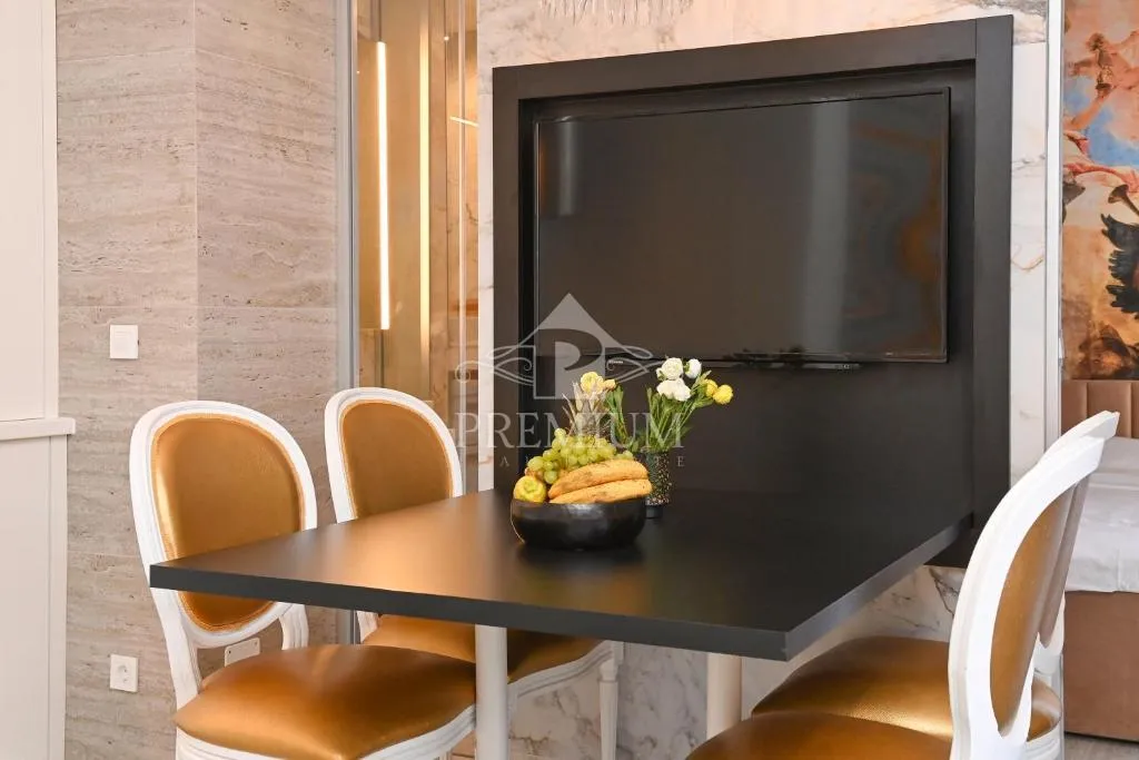 stan i apartman u centru opatije - slika 20
