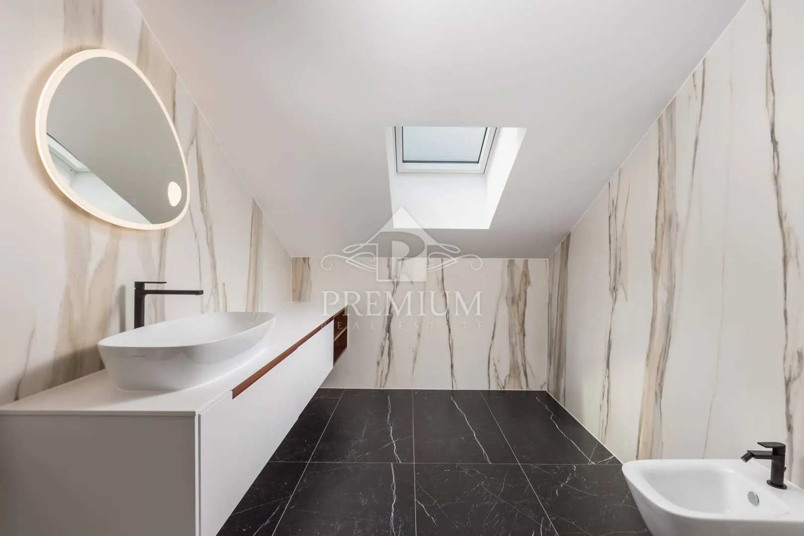 penthouse sa prekrasnim pogledom, lift, garaža - slika 24