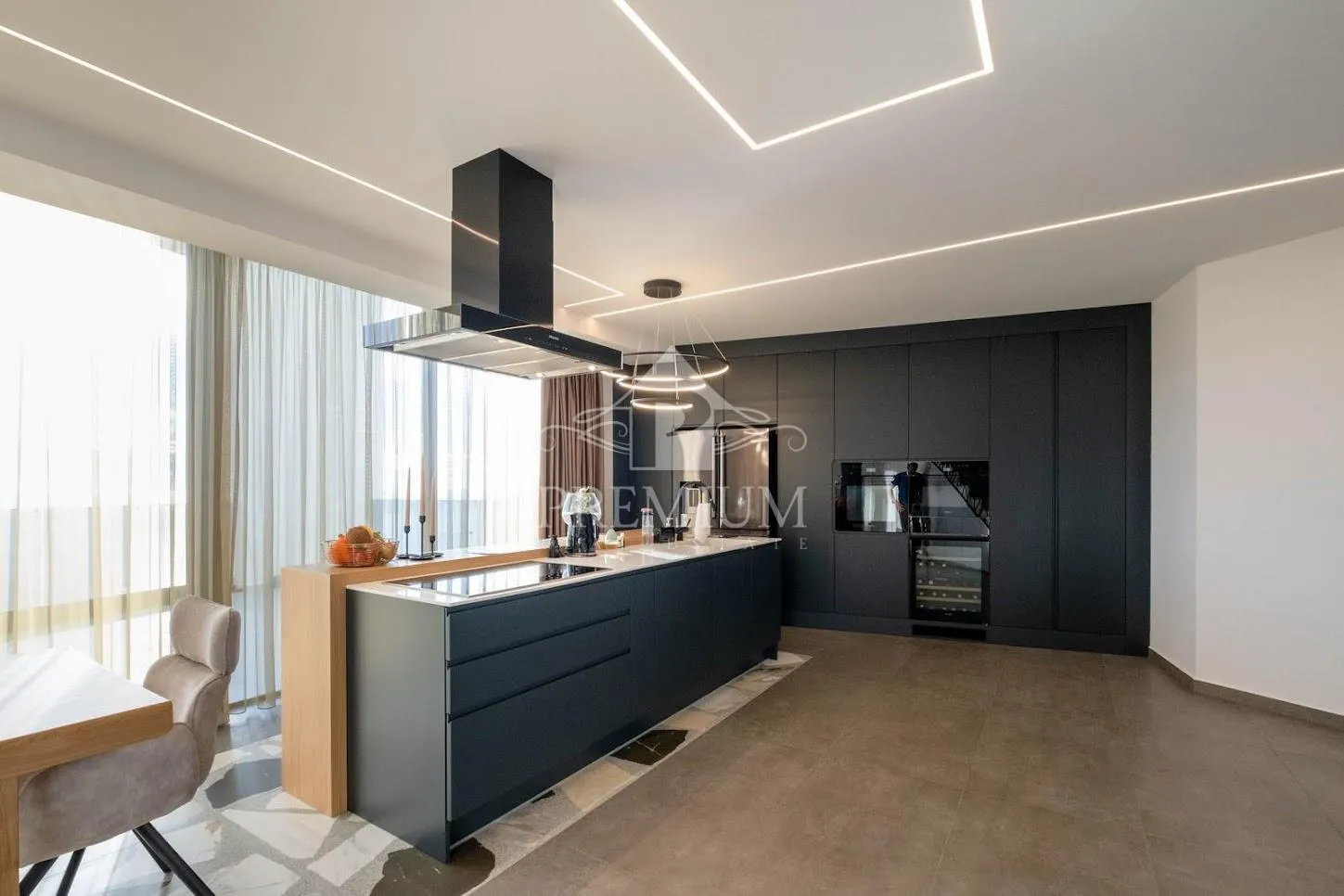 penthouse u novogradnji sa čarobnim pogledom - slika 9