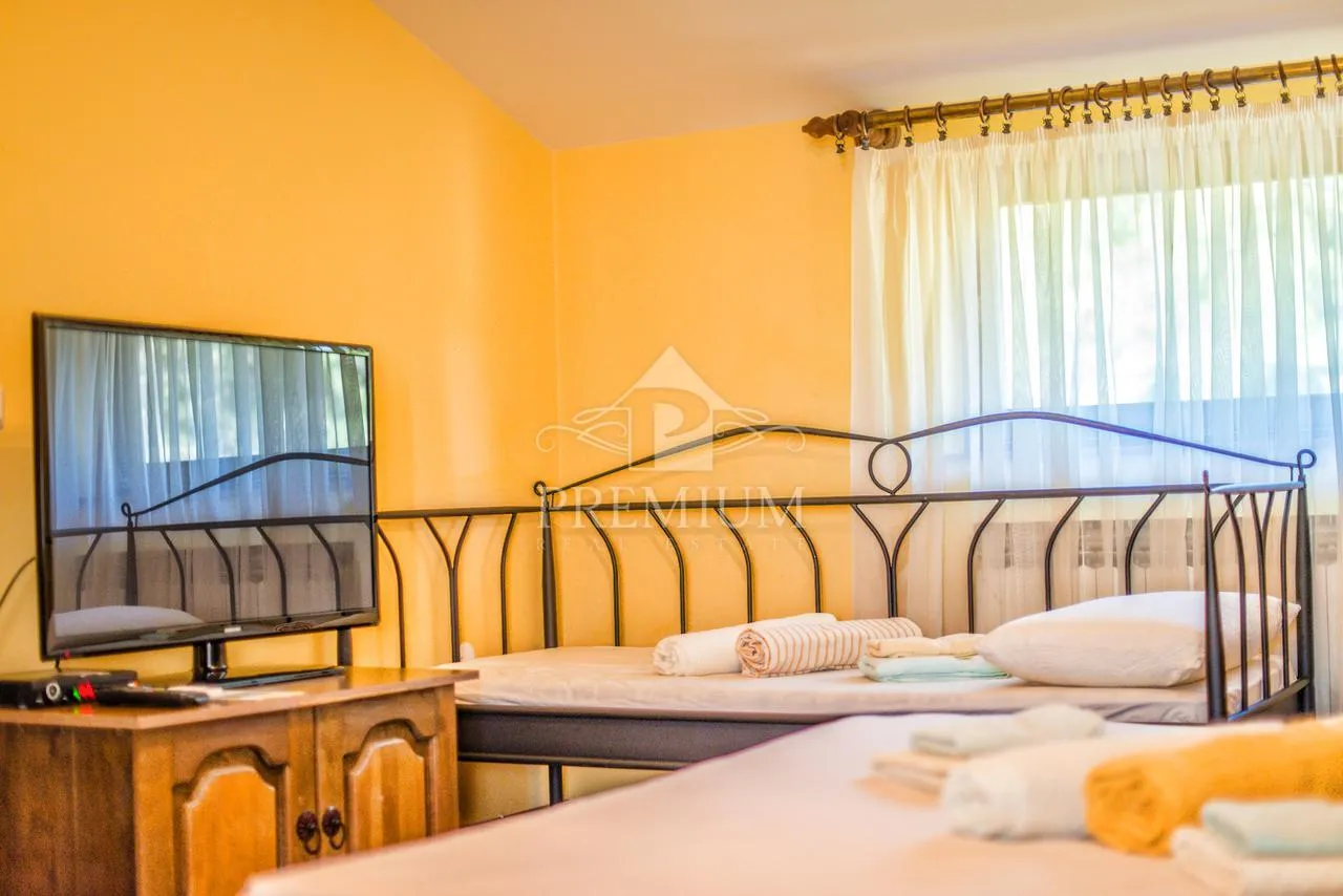 samostojeća apartmanska kuća sa prekrasnim pogledom - slika 28