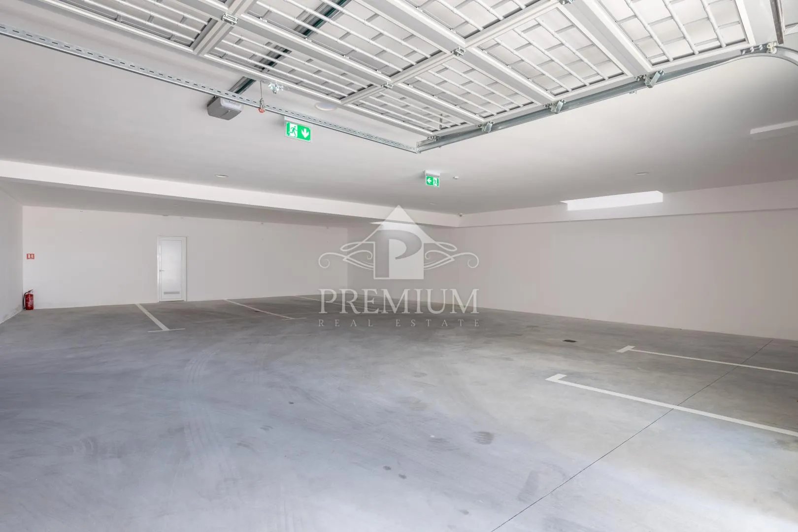 penthouse sa bazenom, lift, garaža, pogled - slika 54