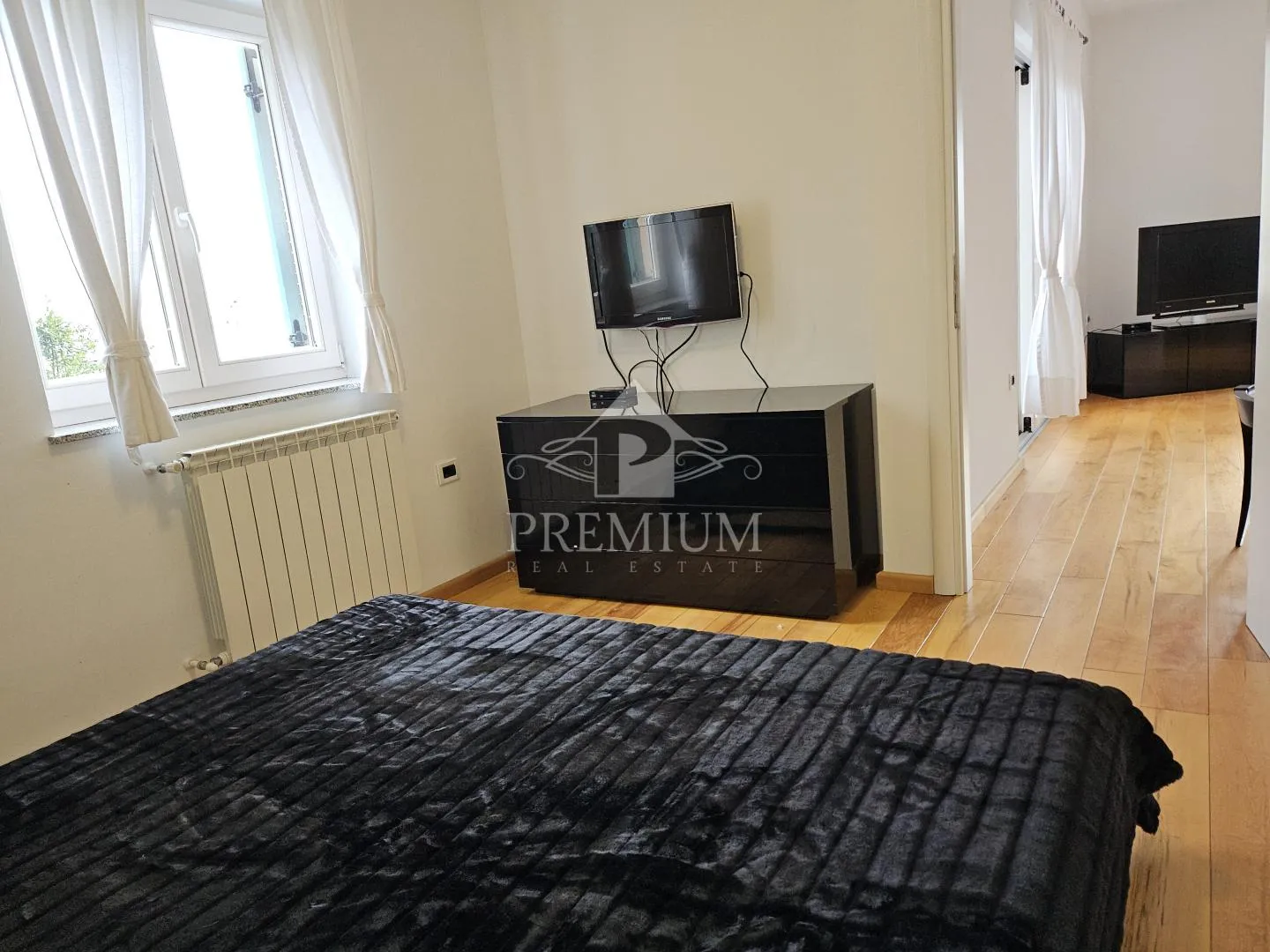 stan na mirnoj lokaciji, pogled, garaža - slika 21