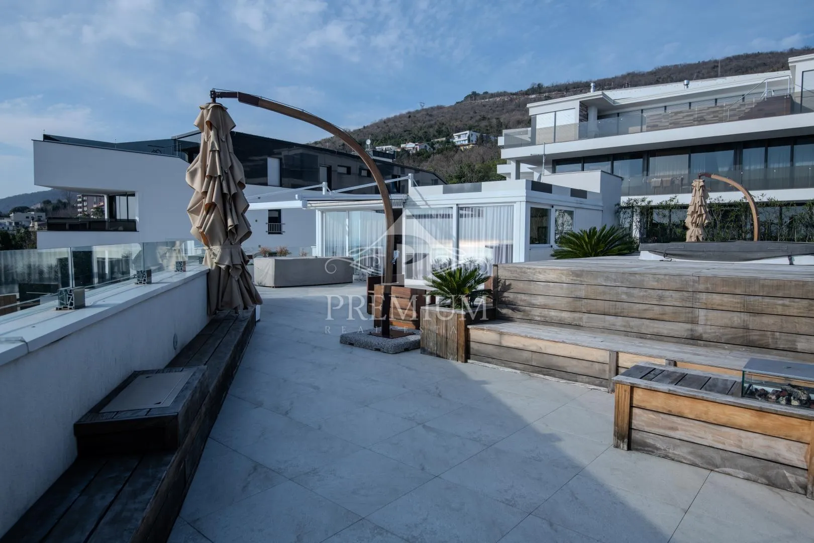 penthouse u novogradnji sa čarobnim pogledom - slika 40