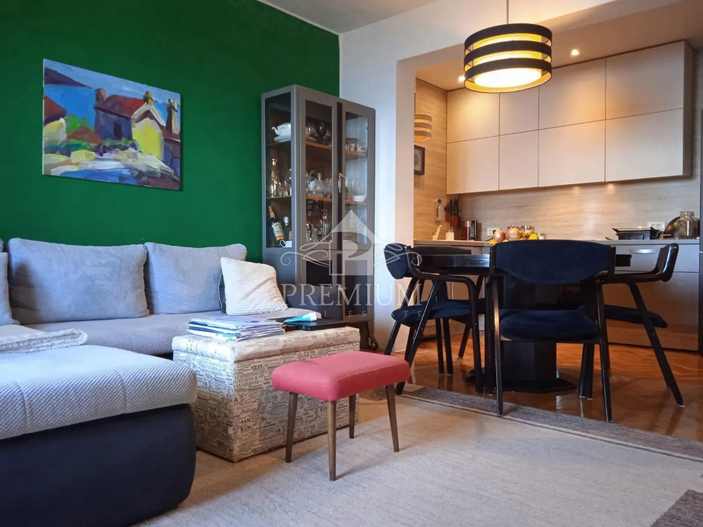 stan 54,69 m2, parking, blizina mora i centra - slika 5