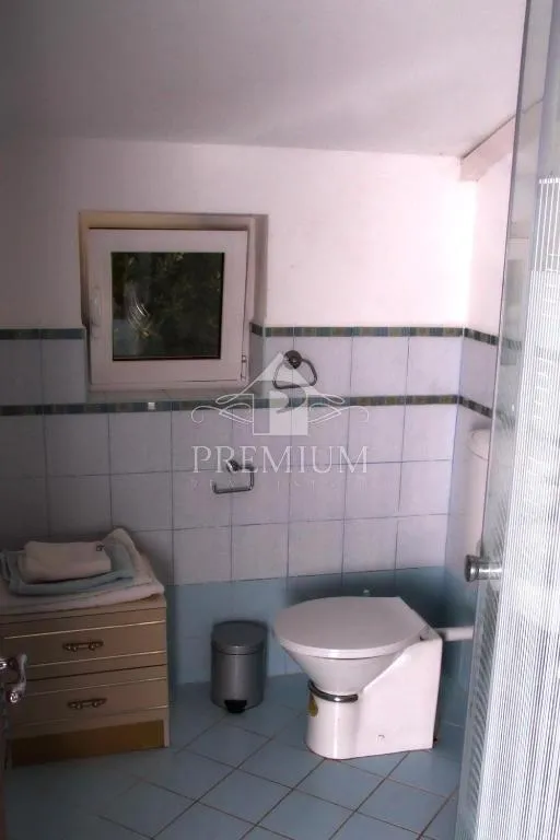 troetažni stan 290 m2, blizina mora, pogled,garaža - slika 28