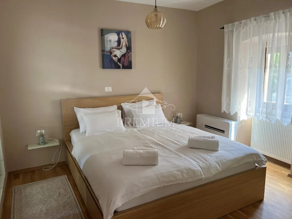 obnovljena stara kamena kuća - slika 22