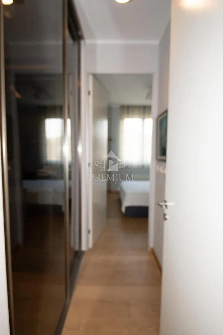 penthouse u novogradnji sa čarobnim pogledom - slika 13