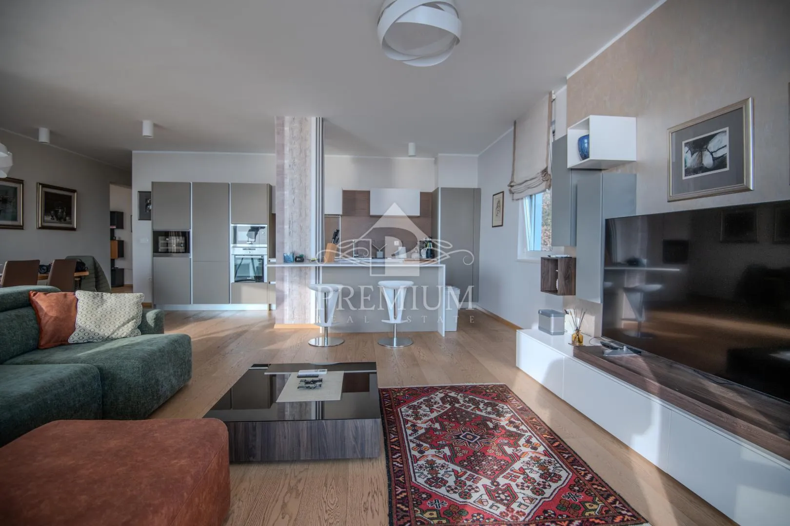 penthouse u novogradnji sa čarobnim pogledom - slika 3