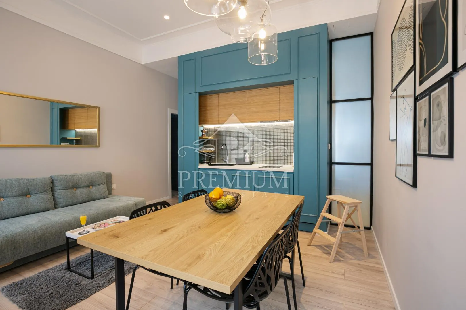 luksuzan stan, 160 m2, 2 app + 3 sobe - slika 38
