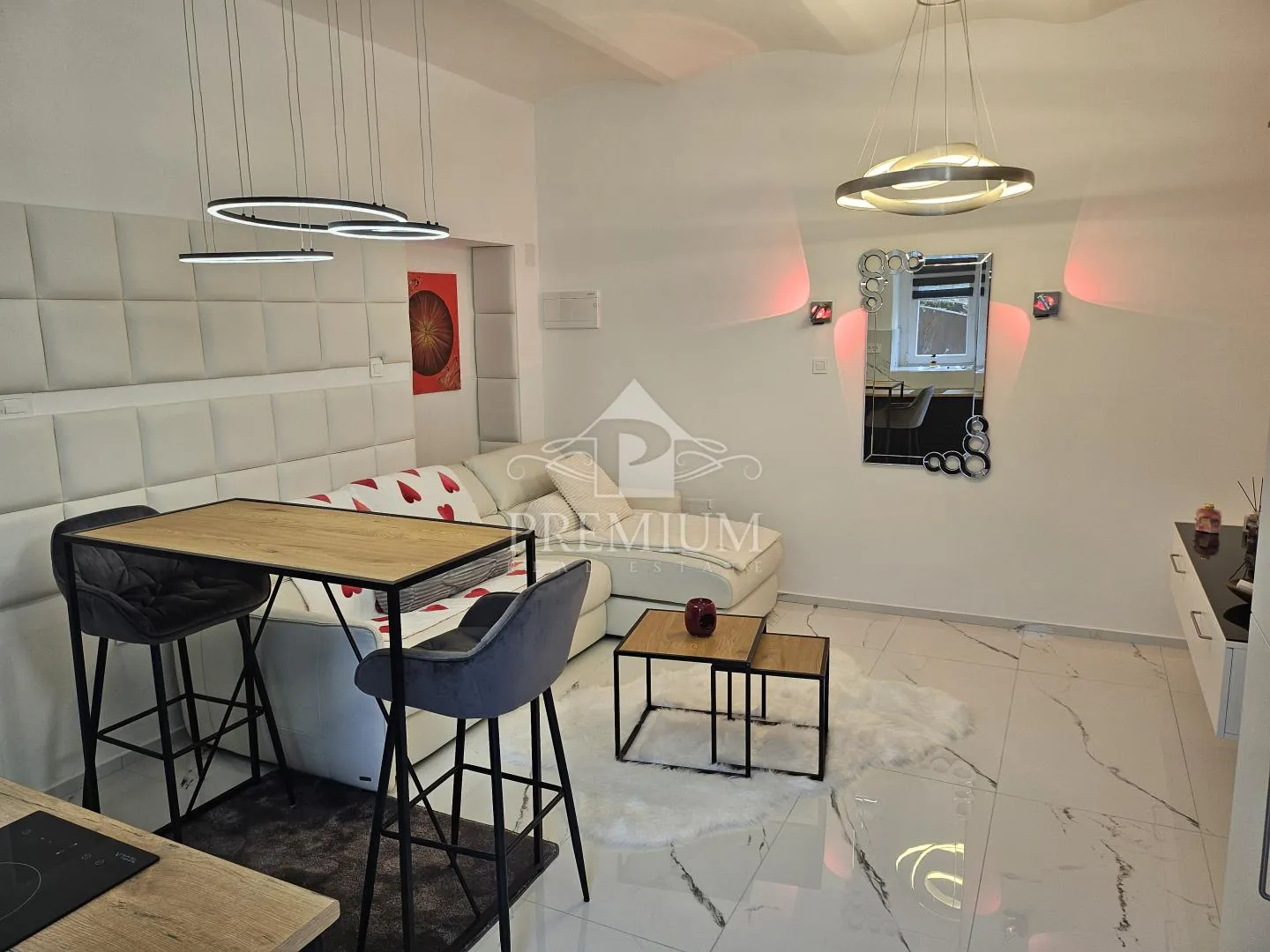 studio apartman, blizina mora i centra - slika 3