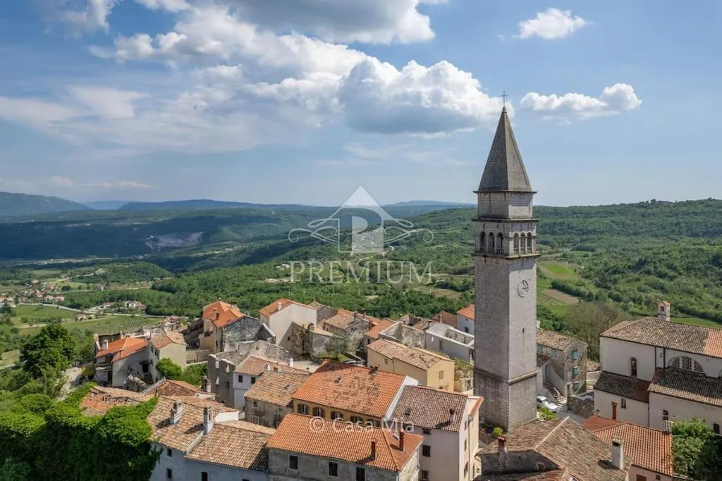 obnovljena stara kamena kuća - slika 33