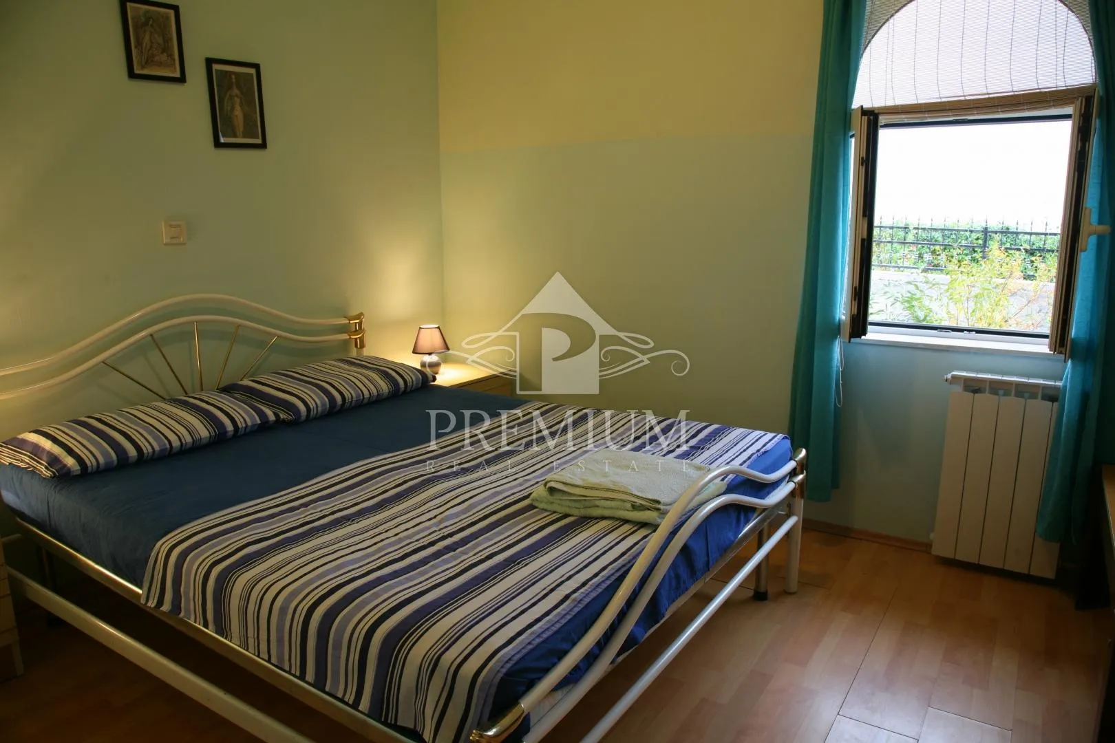 ičići - vila sa 7 stambenih jedinica, blizina mora - slika 13