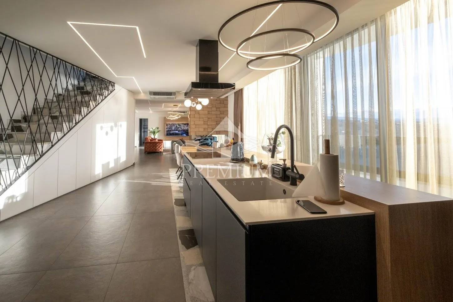 penthouse u novogradnji sa čarobnim pogledom - slika 2