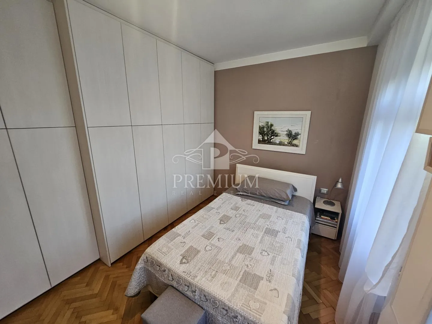 etaža kuće sa velikom okućnicom - slika 25