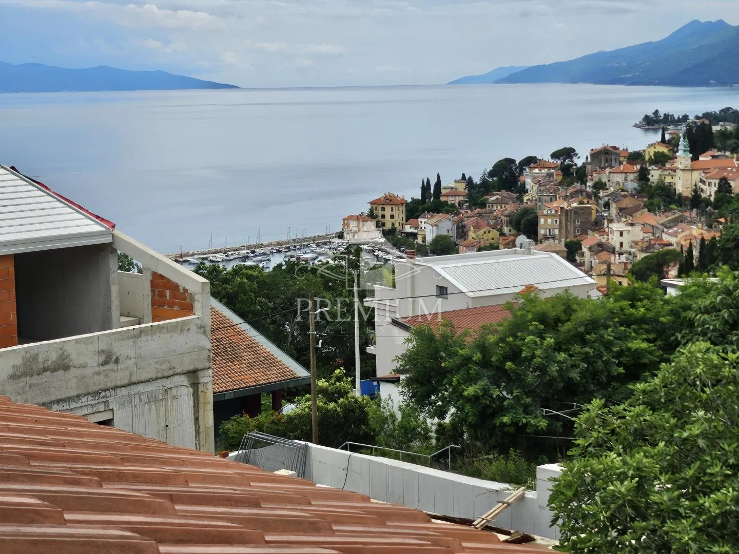samostojeća apartmanska kuća sa prekrasnim pogledom - slika 8