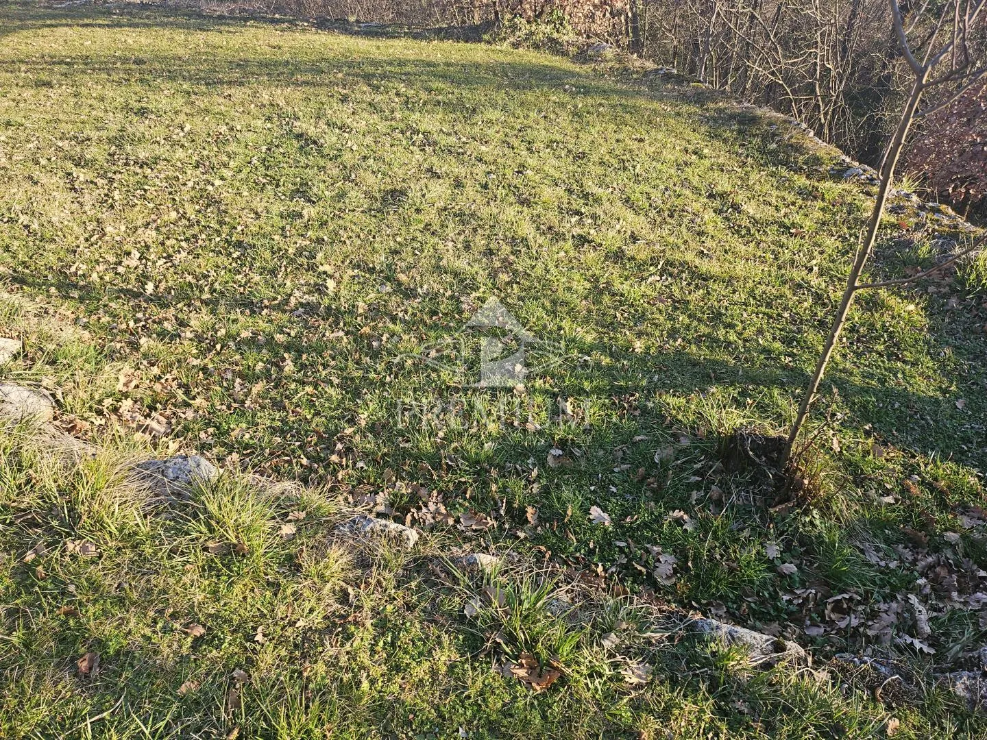 građevinsko zemljište za obiteljsku ili 2 manje zgrade - slika 2