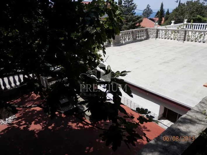 prizemna kuća sa vrtom u blizini mora - slika 3