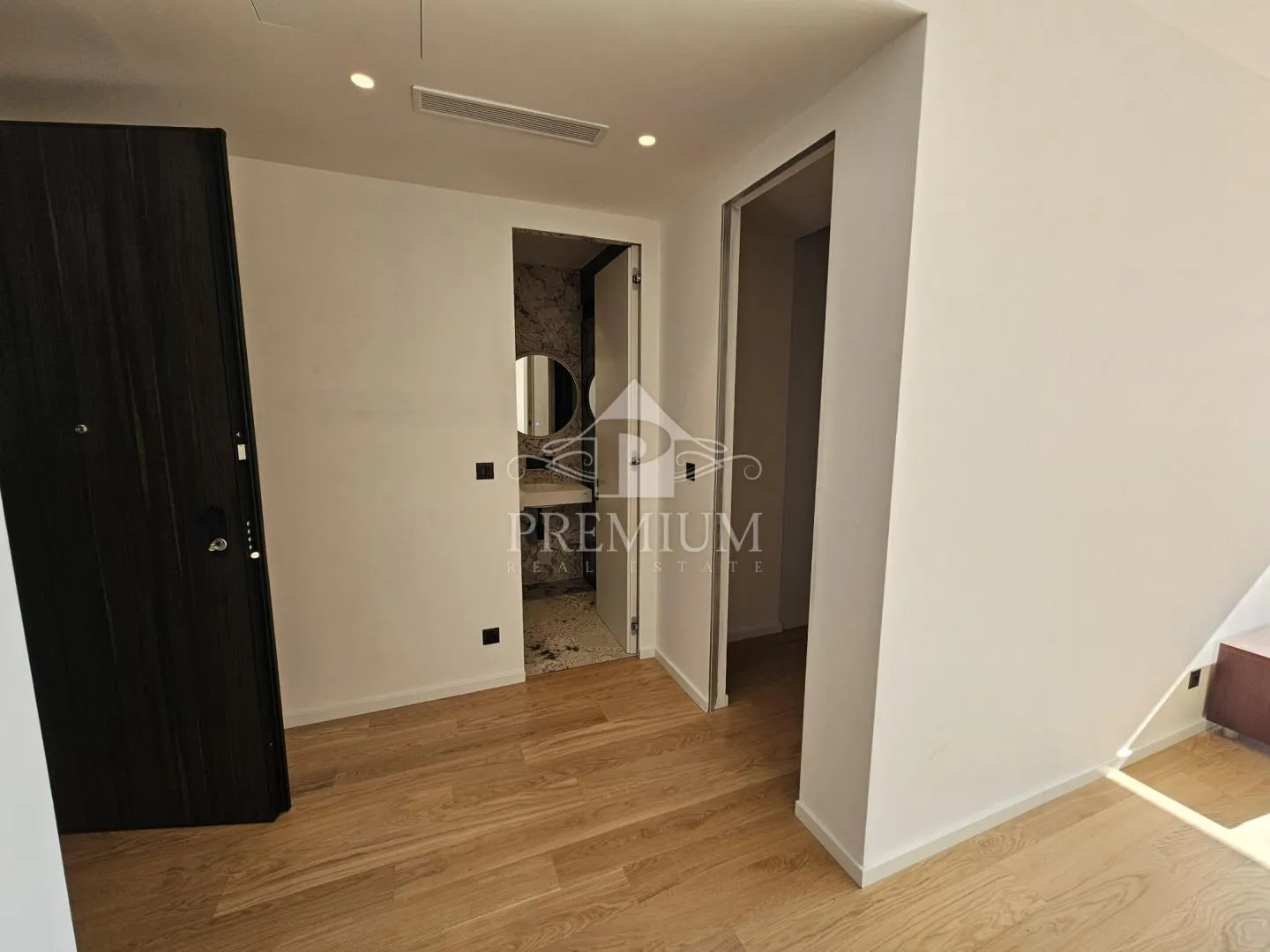 penthouse, bazen, otvoren pogled, garaža, lift - slika 5