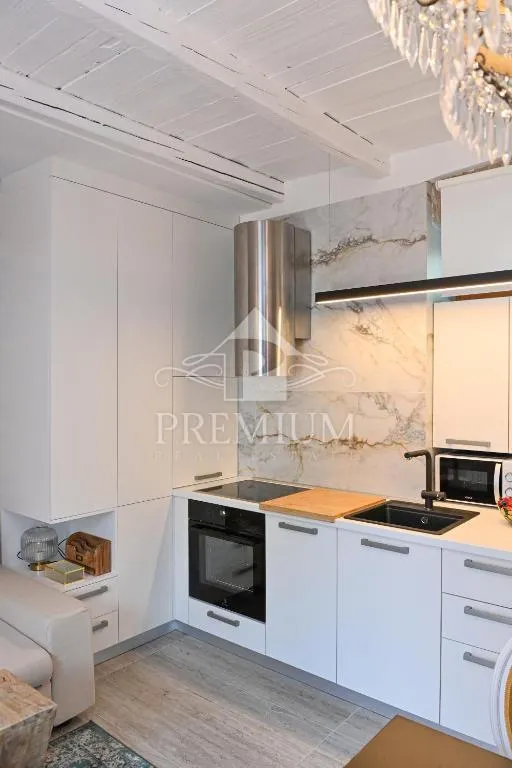 stan i apartman u centru opatije - slika 18