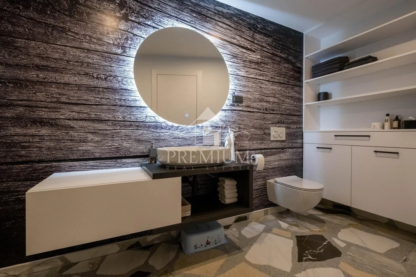 penthouse u novogradnji sa čarobnim pogledom - slika 22