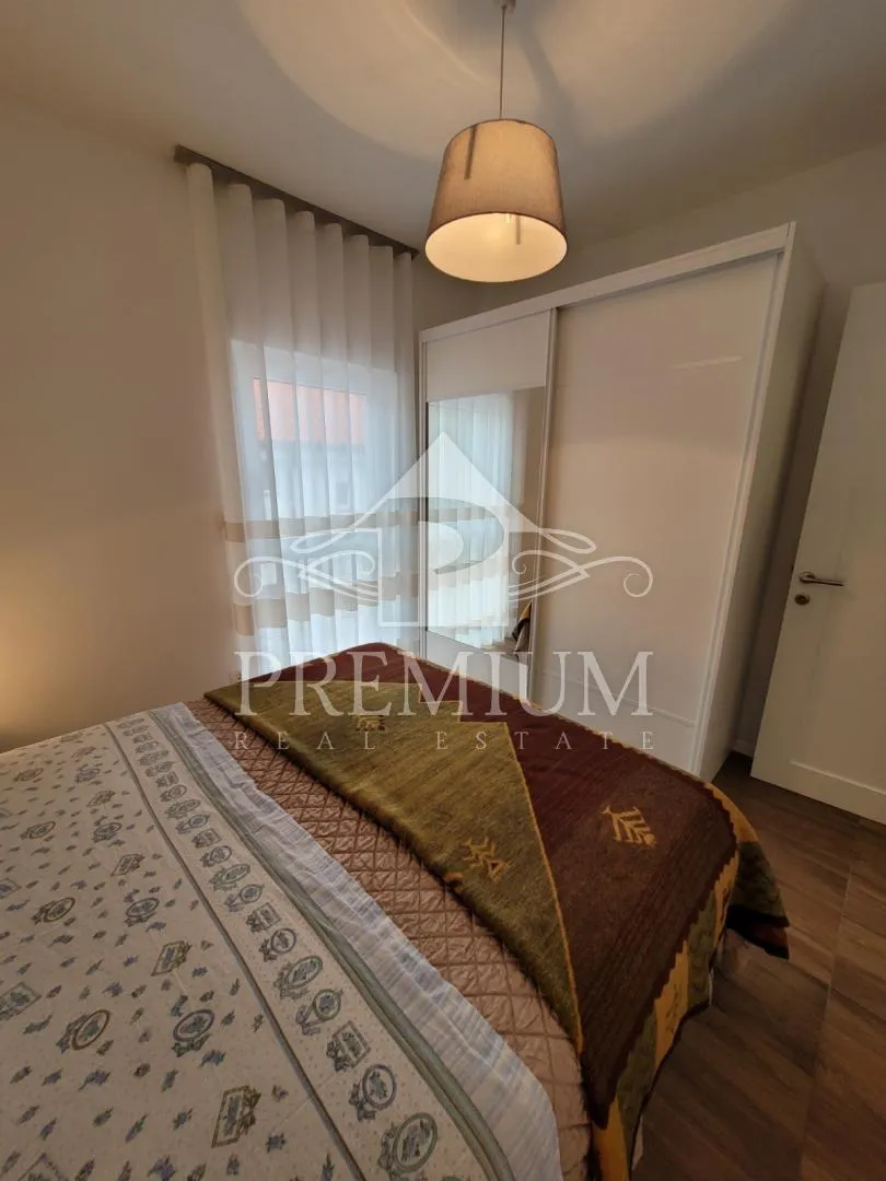 penthouse sa krovnom terasom, panoramski pogled, garaža - slika 12