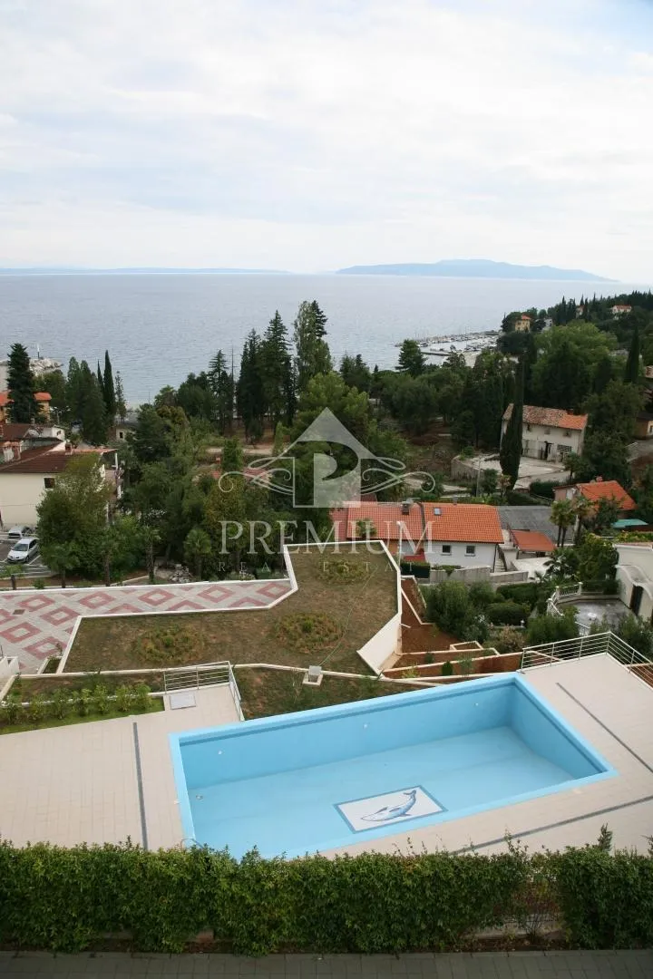 ičići - vila sa 7 stambenih jedinica, blizina mora - slika 10