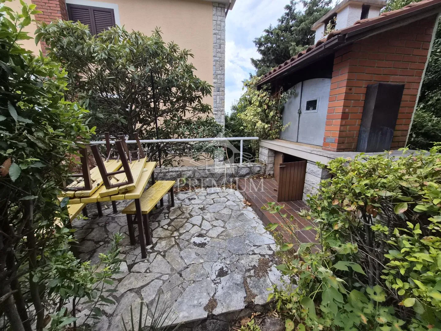 kuća pogodna za turizam - slika 38