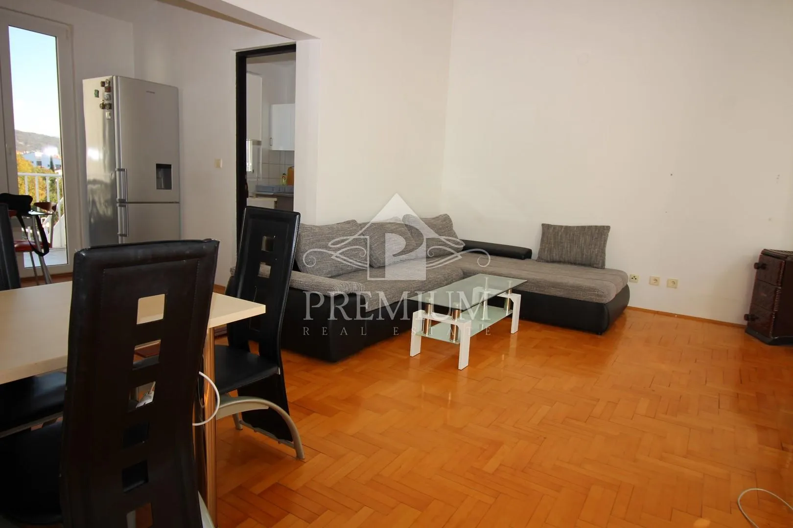 stan na dobroj lokaciji, 2s + db, parking, balkon, terasa - slika 5