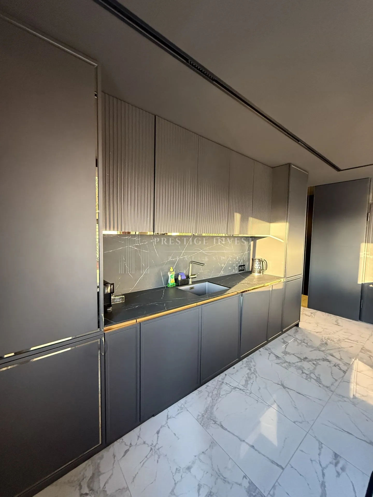 ekskluzivan penthouse- drugi red od plaže - slika 29