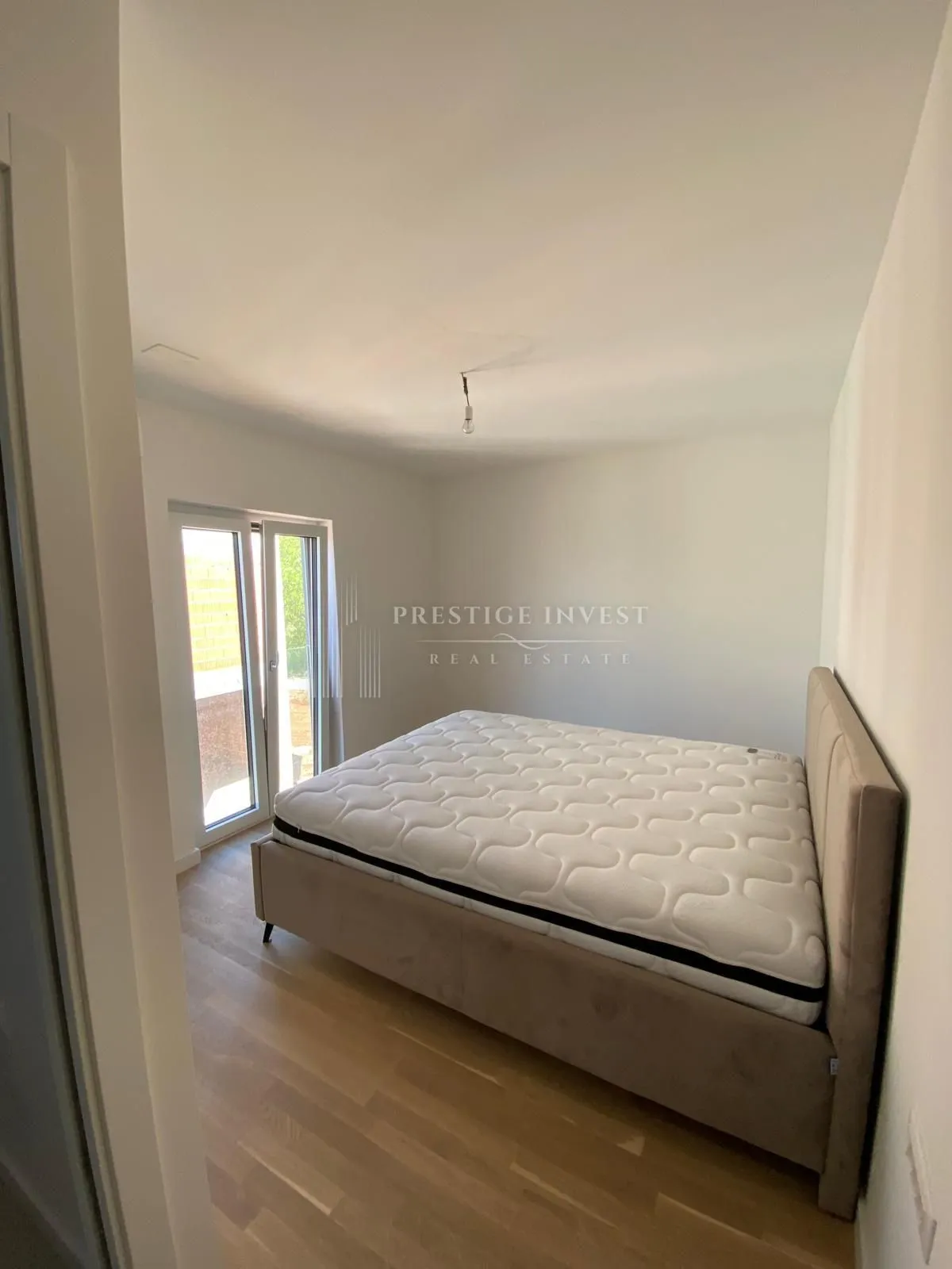 diklo- trosoban penthouse s krovnom terasom i pogledom na more - slika 11