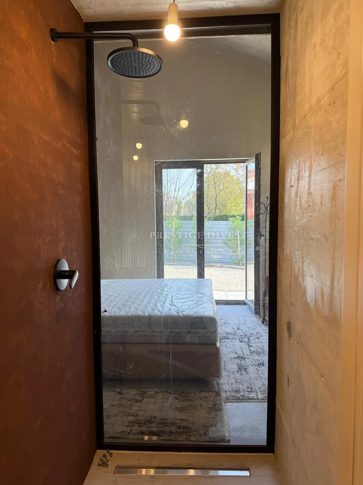 luksuzna prizemnica s 2550m2 okućnice i bazenom - slika 14