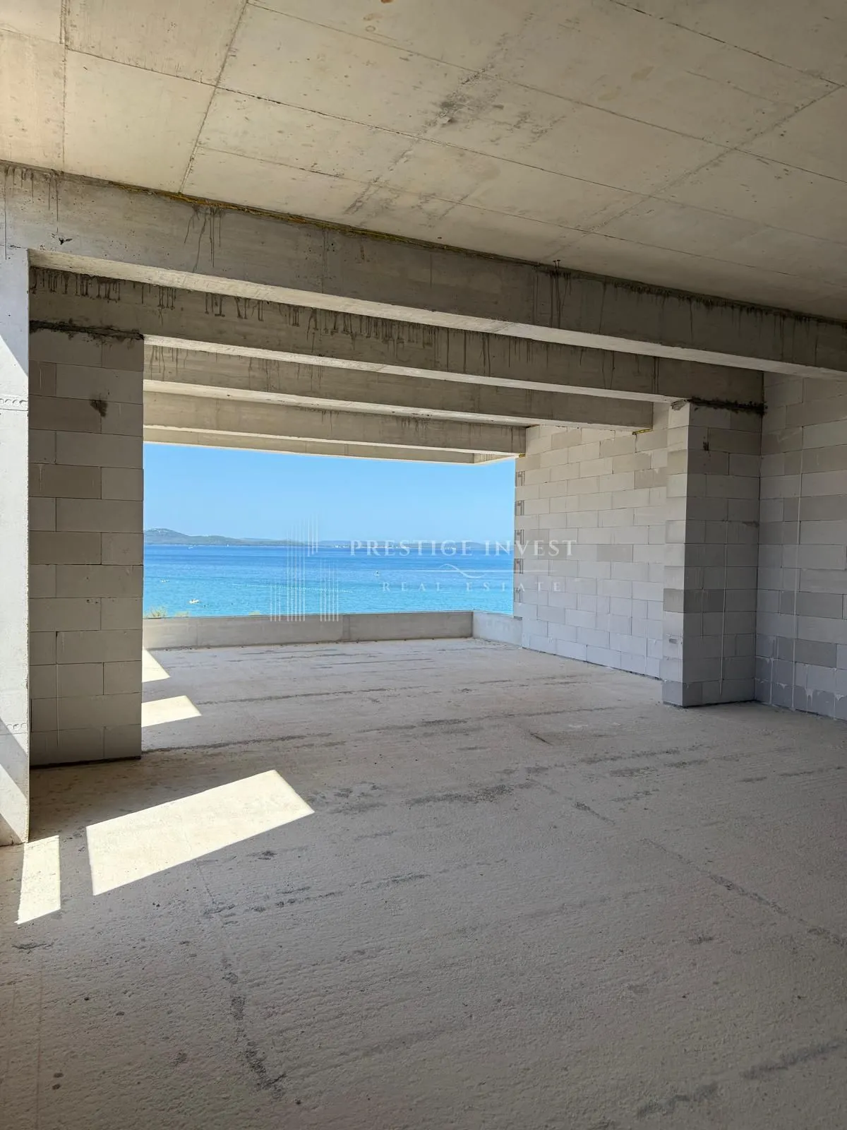 penthouse s5 prvi red uz more-krovna terasa,bazen - slika 27