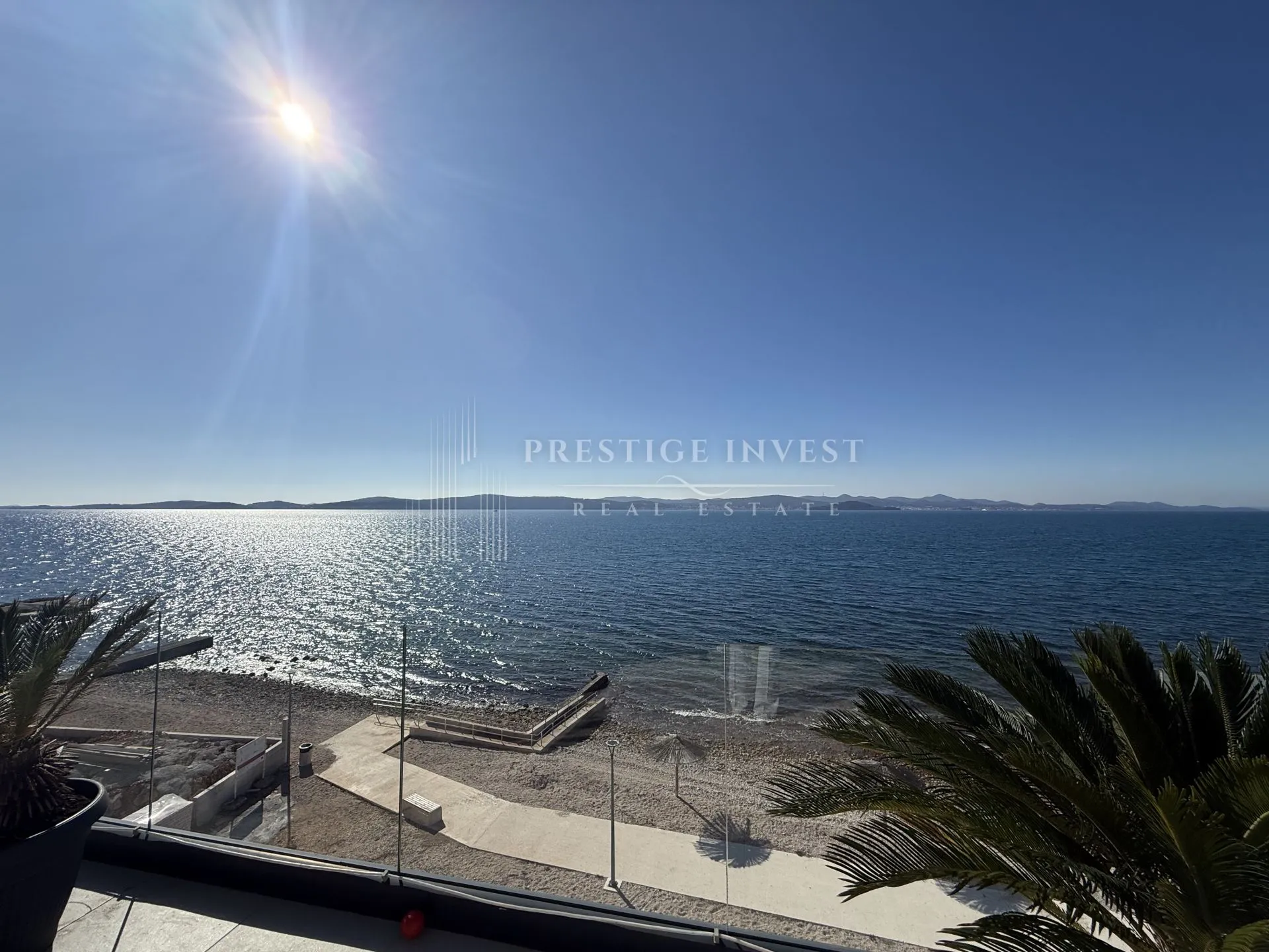 BIBINJE ZADAR- Penthouse PRVI RED UZ PLAŽU