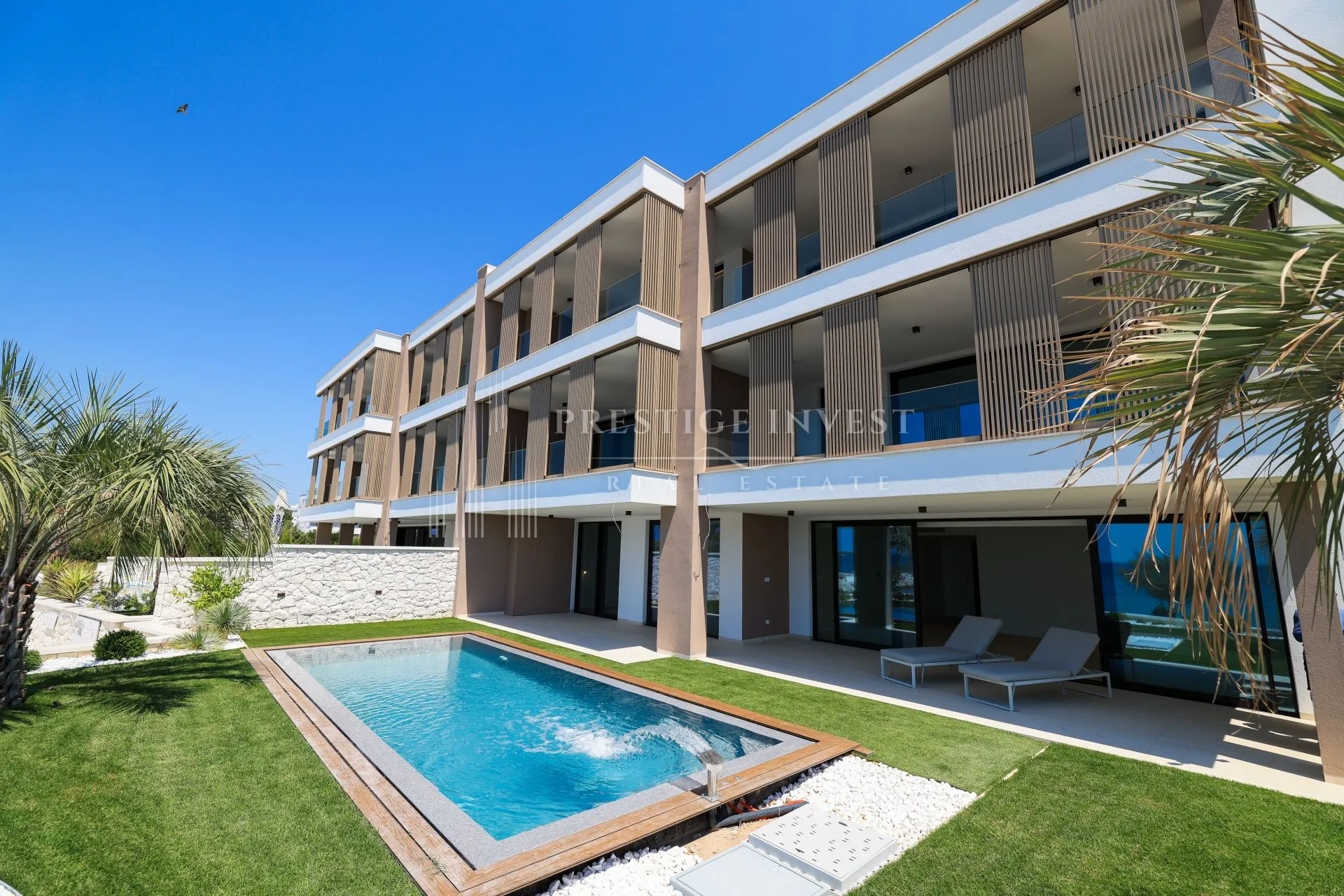 penthouse s privatnim liftom i krovnom terasom- prvi red - slika 44