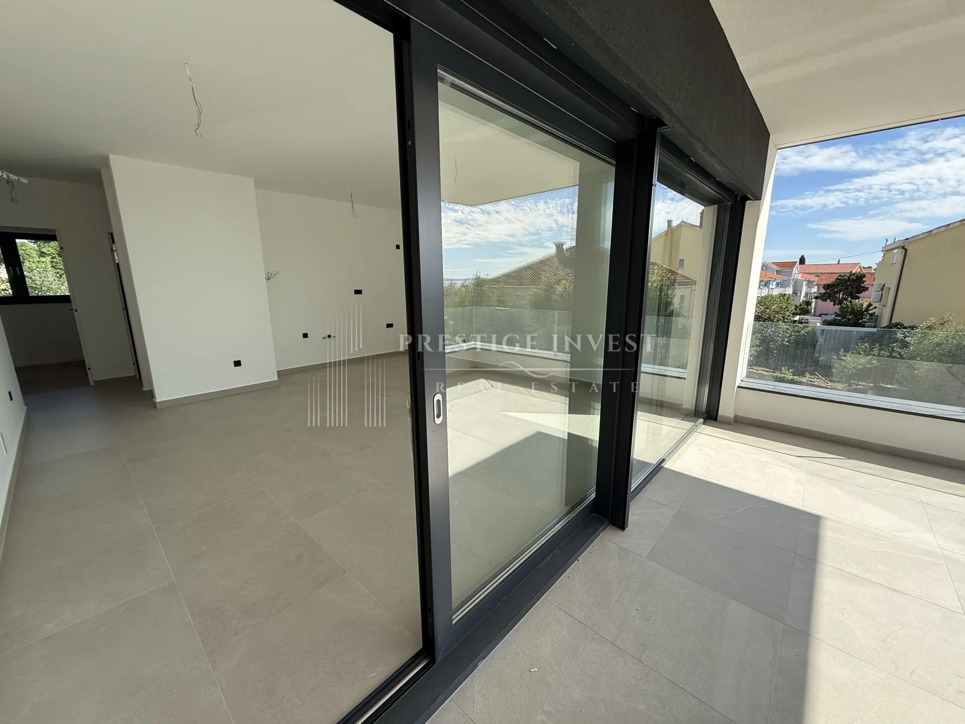 luksuzan penthouse-s8- drugi red uz more - slika 39