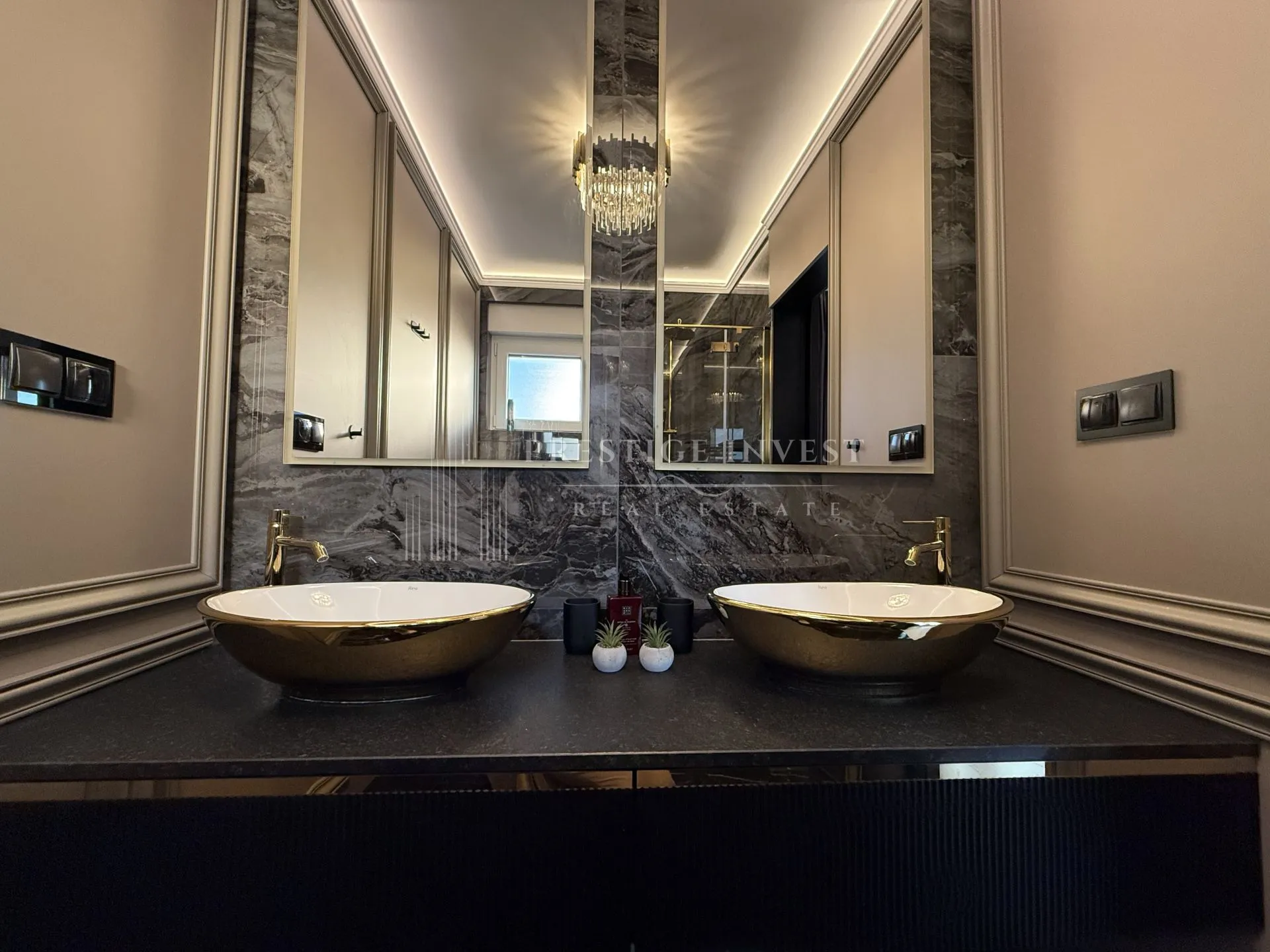 ekskluzivan penthouse- drugi red od plaže - slika 46