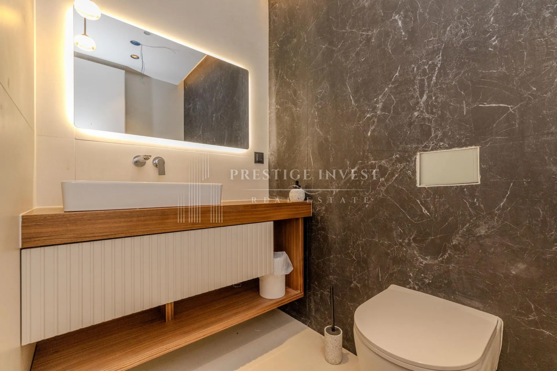 zadar- luksuzan penthouse s pogledom na more- blizina plaže - slika 43