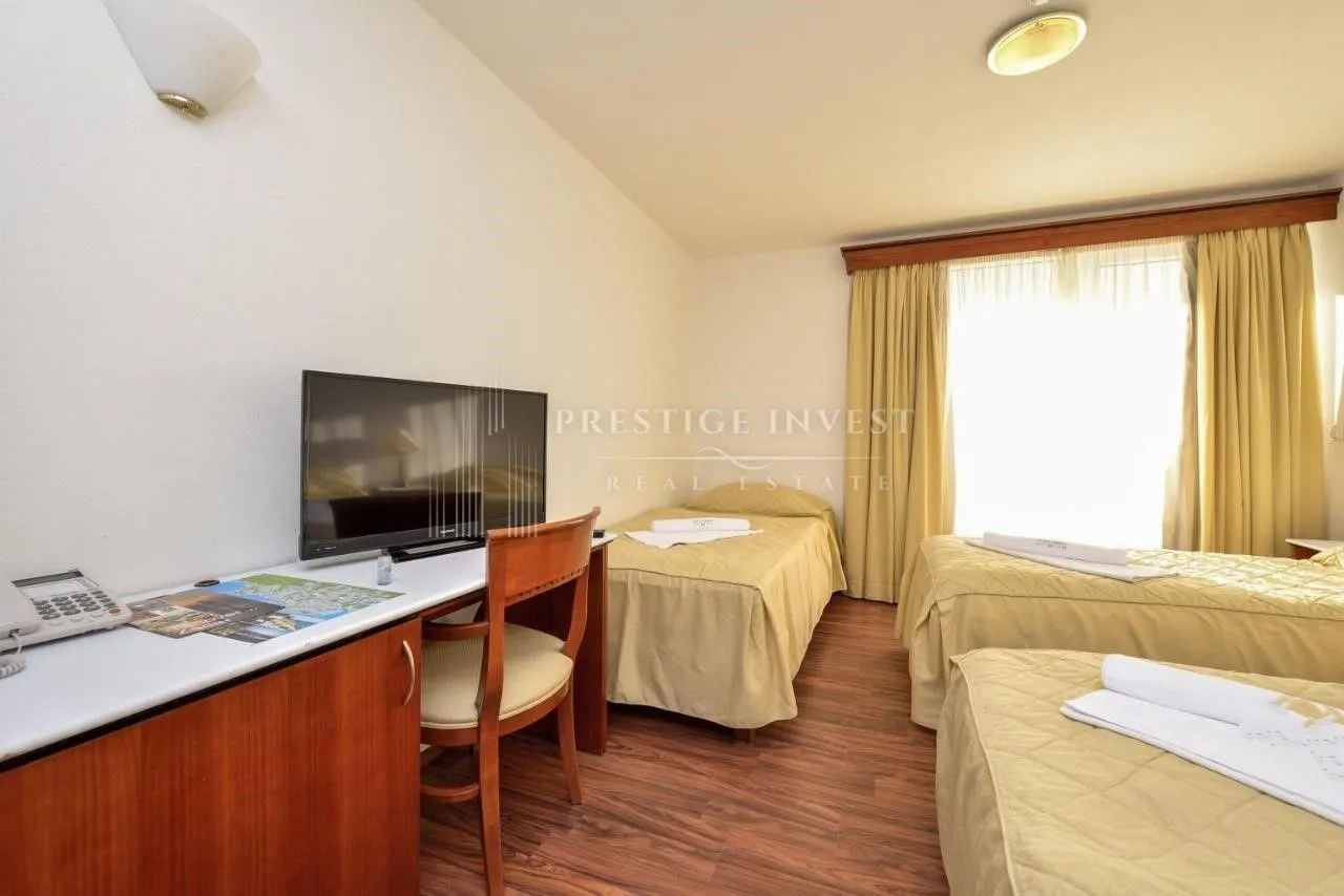 hotel s 30 soba u blizini mora u centru zadra - slika 31